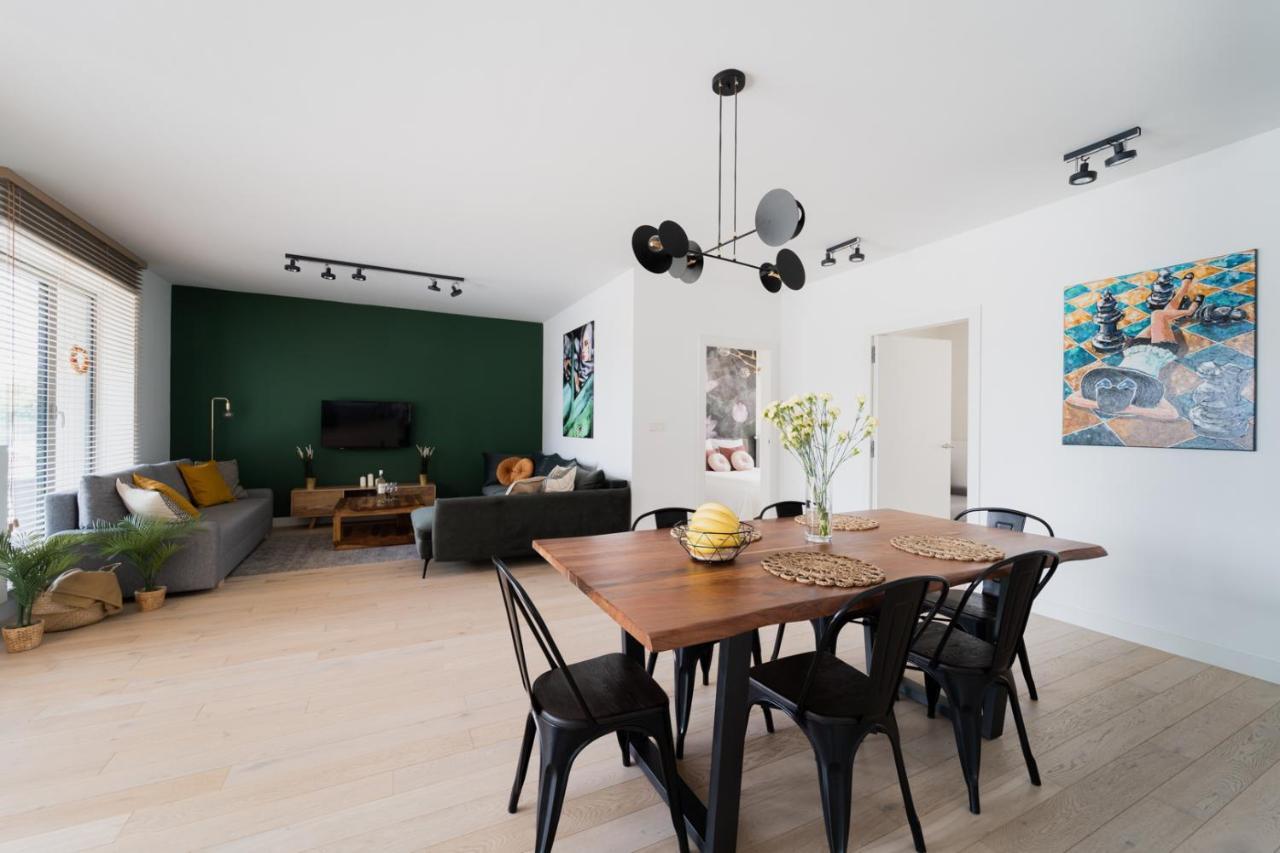 Apart - Mlyn Maria - Building Near Odra - Private Parking Apartment *